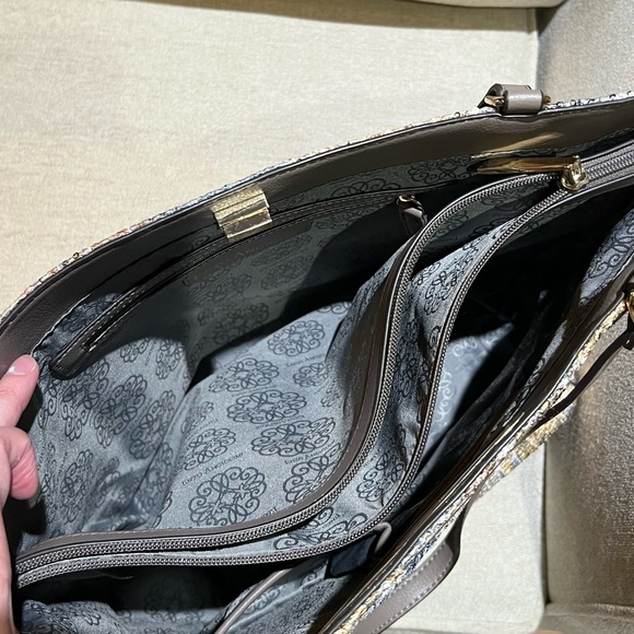 Enzo Angiolini Tote Bag - Picture 10 of 12